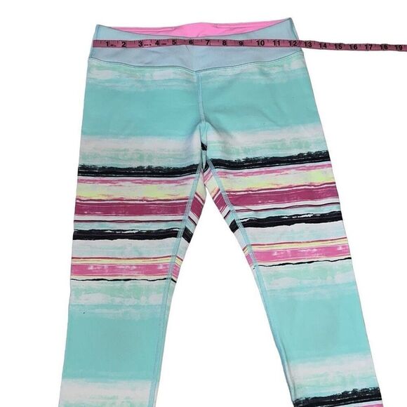 Ivivva by Lululemon Girls Cropped Leggings Watercolor Stripes Athletic Sz 12 - Picture 7 of 7